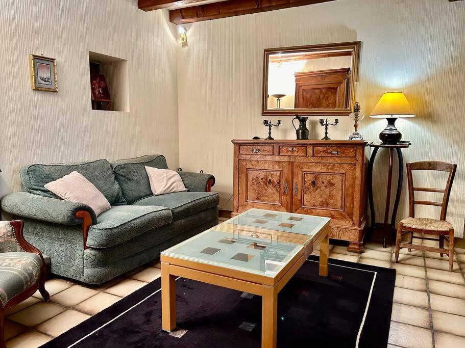 Maison Paisible Avec Lac Prive Secondigny Экстерьер фото