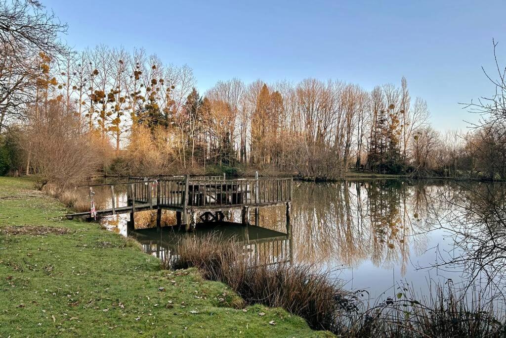 Maison Paisible Avec Lac Prive Secondigny Экстерьер фото